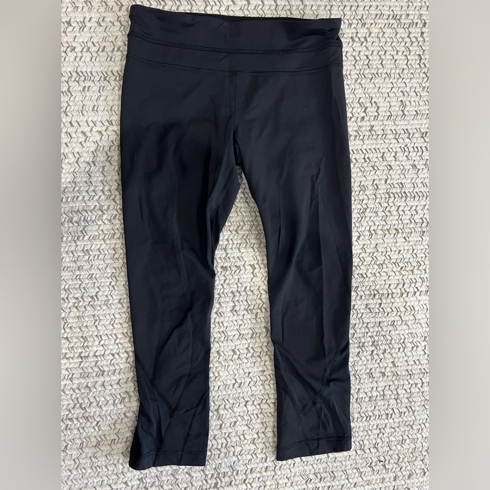 LuLuLemon Black Capri Pace rival Crop legging